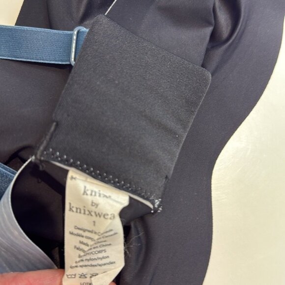 Knix Padded Evolution Wireless Bra Size 1 - Picture 3 of 5